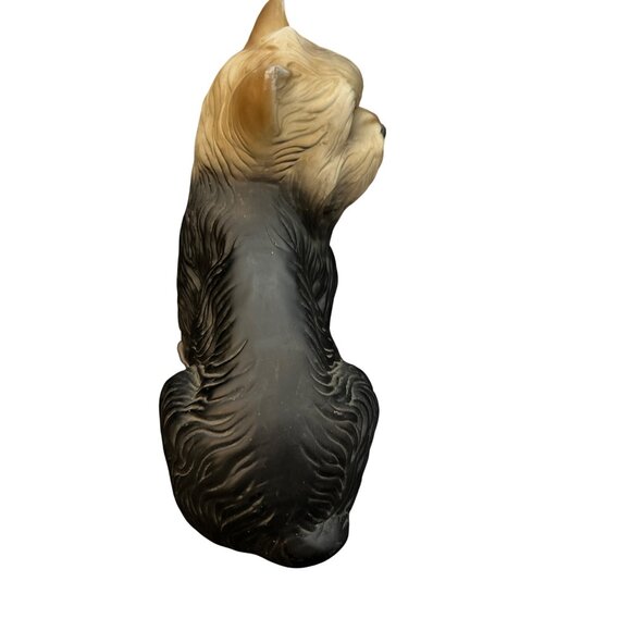 Yorkshire Terrier Figurine Excellent Condition 7” x 5 1/2” Realistic - Picture 5 of 7